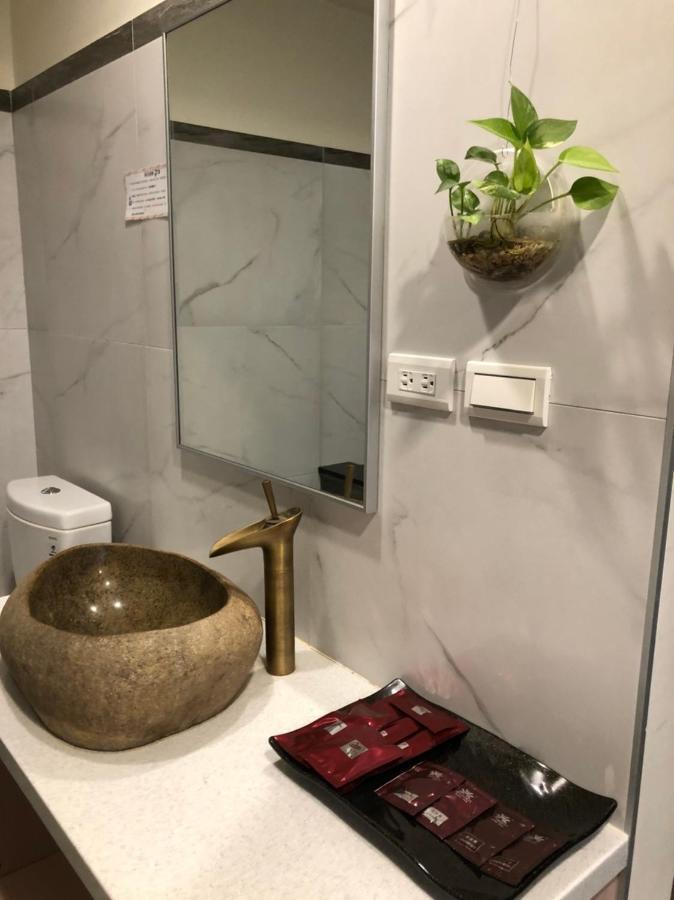 Yy Elleys Home Цзяосі Екстер'єр фото
